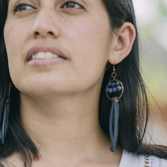 Meet your Posher, Lisa - Picture 1 of 1